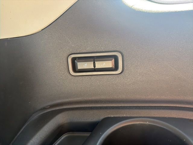 Certified 2025 Ford Expedition Active AWD/4WD image 21