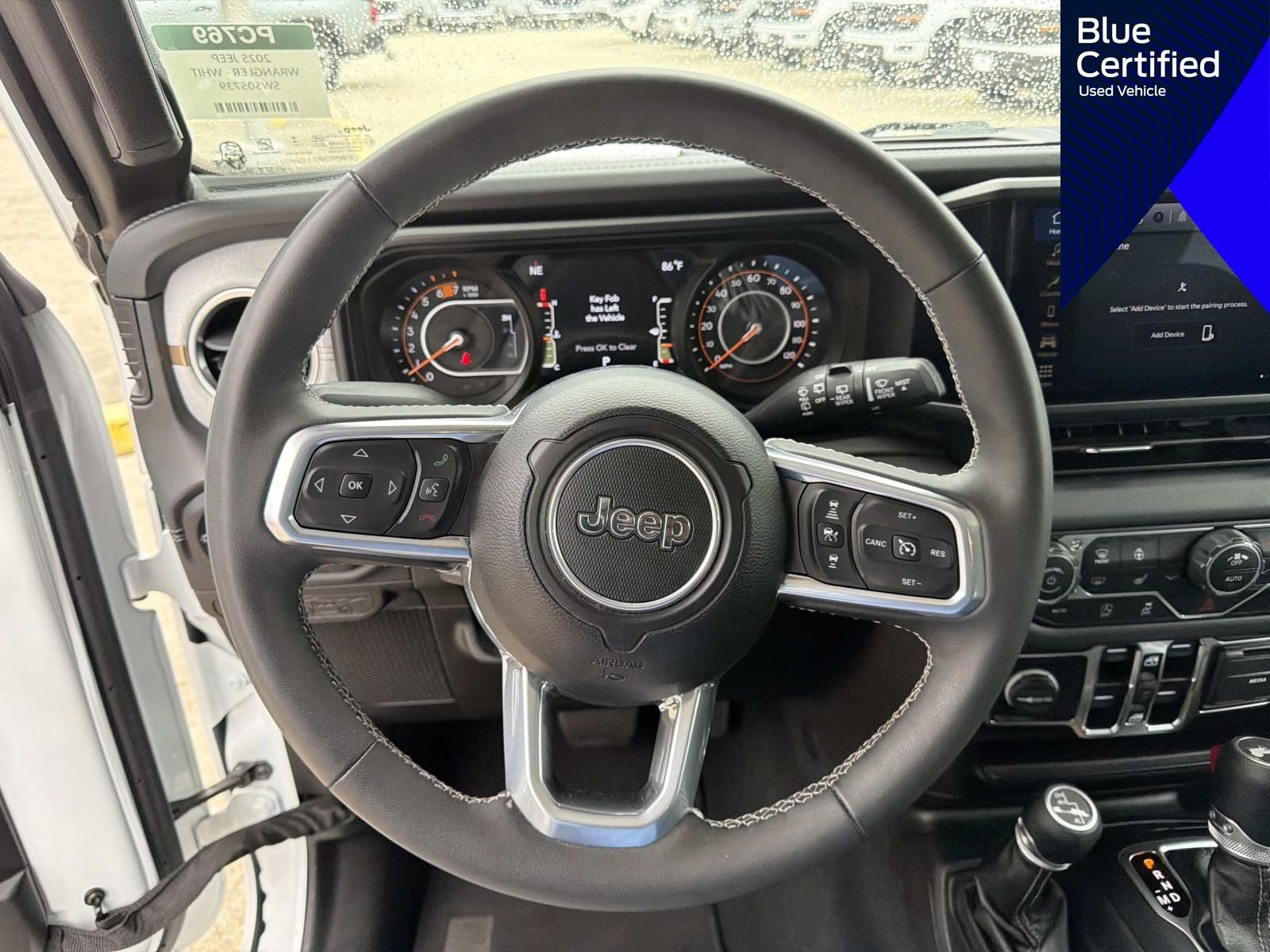 Used 2025 Jeep Wrangler Unlimited Sahara AWD/4WD image 29