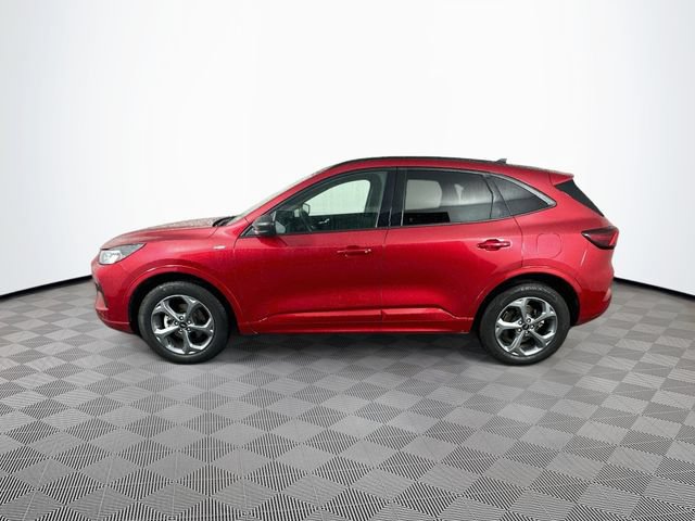 Certified 2023 Ford Escape ST-Line w/ Tech Pack #1 AWD/4WD image 8