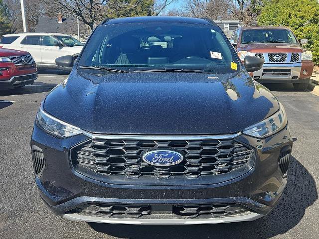 Certified 2023 Ford Escape ST-Line image 6