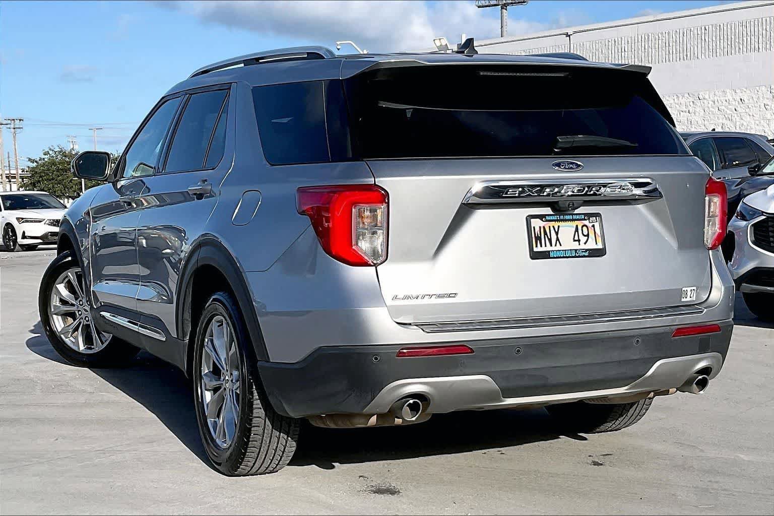 Certified 2022 Ford Explorer Limited w/ Equipment Group 301A RWD image 4
