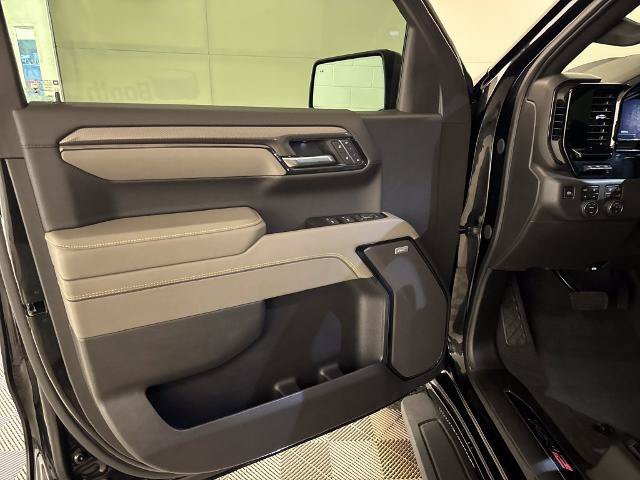 Used 2025 Chevrolet Silverado 1500 ZR2 w/ Technology Package AWD/4WD image 17