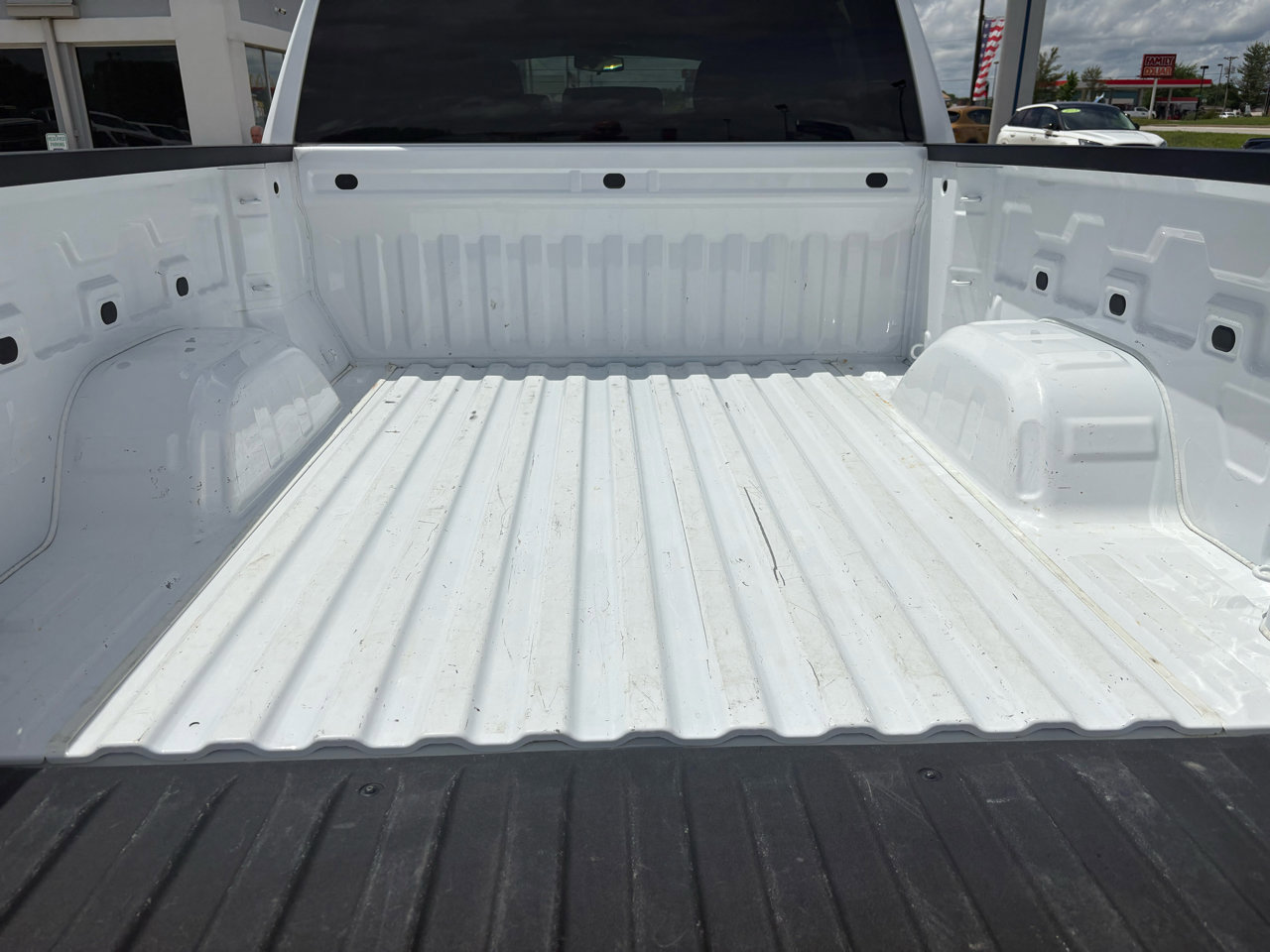 Used 2020 Chevrolet Silverado 1500 Custom w/ Custom Value Package image 70