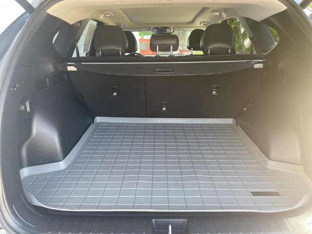 Used 2022 Hyundai Tucson Limited w/ Winter Package image 8