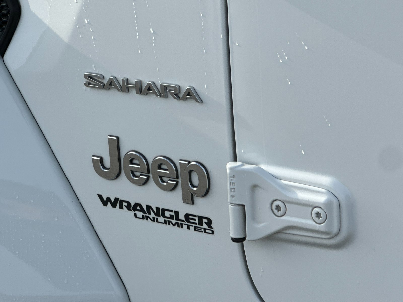 Used 2020 Jeep Wrangler Unlimited Sahara image 27