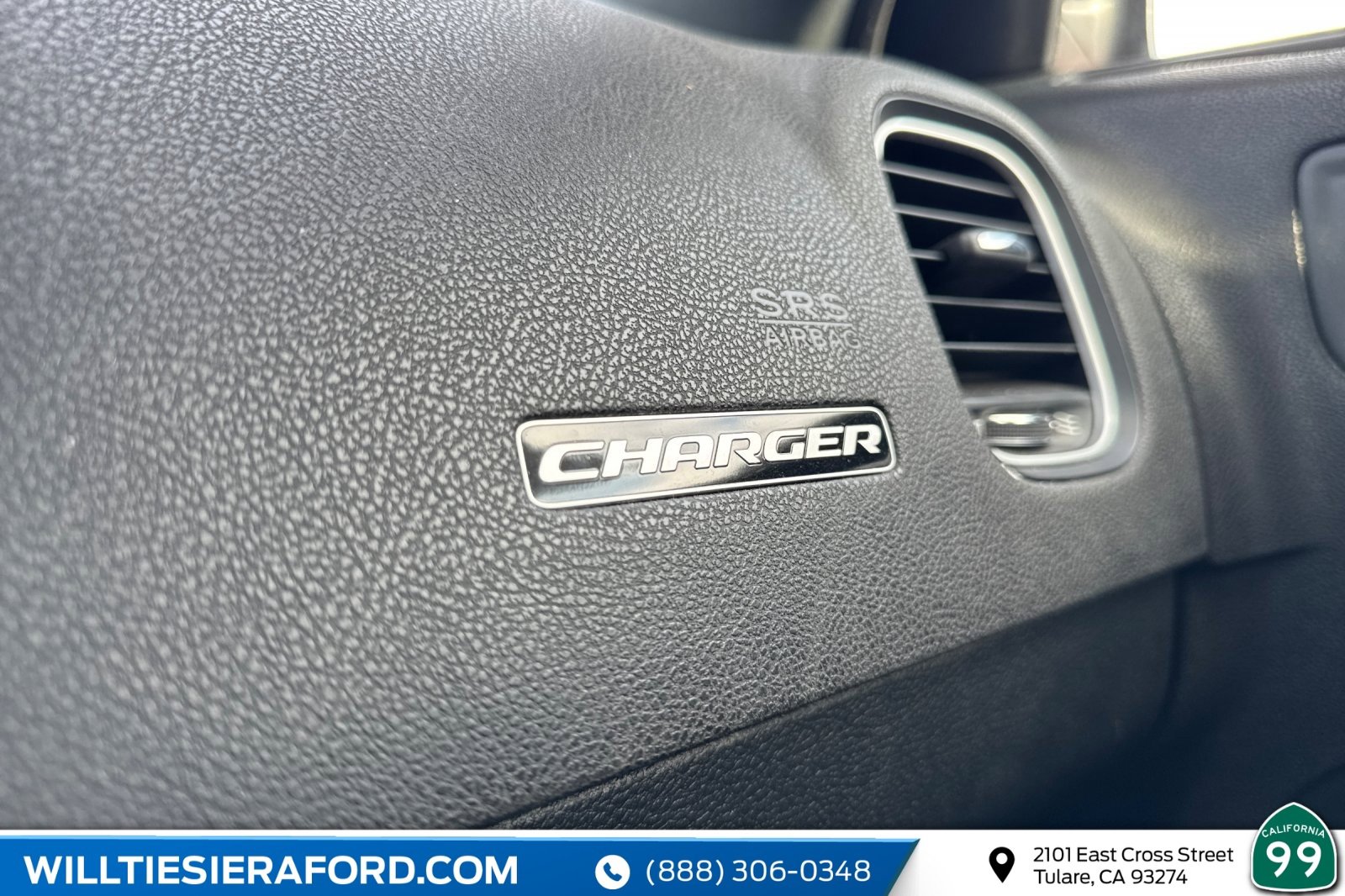 Used 2022 Dodge Charger SXT image 13