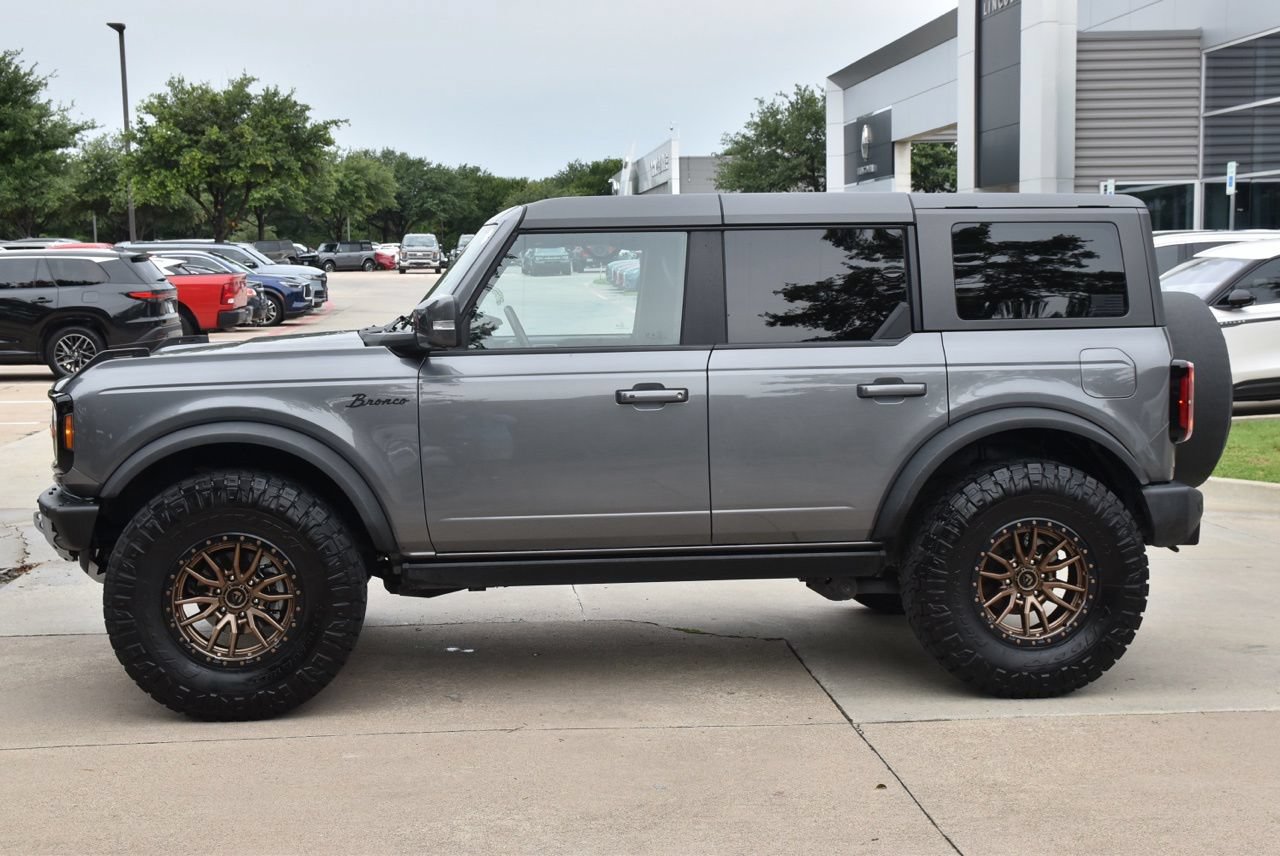 Certified 2023 Ford Bronco Outer Banks w/ Sasquatch Package AWD/4WD image 12