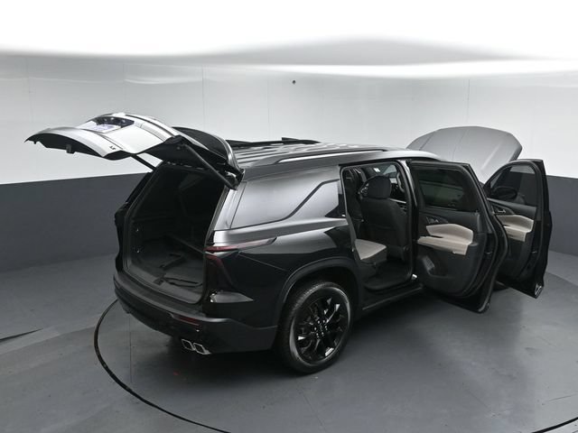 Used 2024 Chevrolet Traverse LT w/ Midnight/Sport Edition AWD/4WD image 57