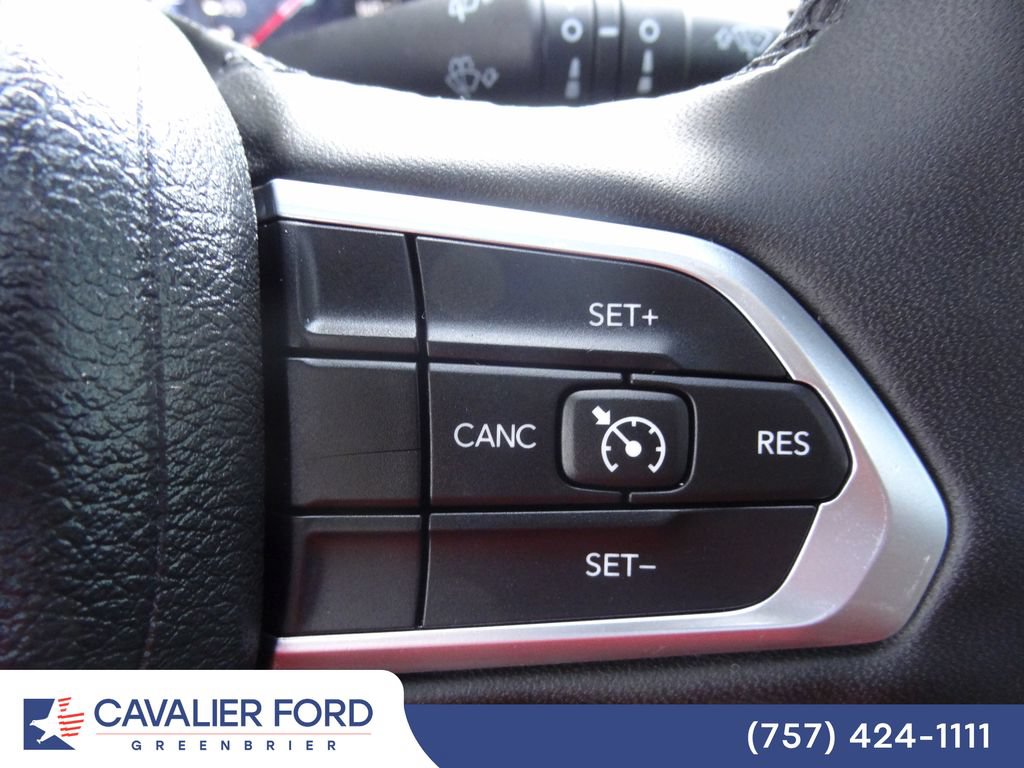 Used 2023 Jeep Compass Latitude w/ Sun and Sound Group AWD/4WD image 19