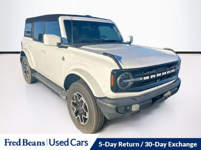Certified 2023 Ford Bronco Outer Banks AWD/4WD image 1