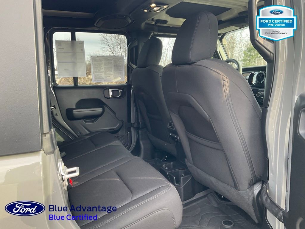 Used 2023 Jeep Wrangler Unlimited Sport AWD/4WD image 19