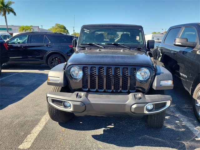 Used 2023 Jeep Gladiator Sport w/ Trailer Tow Package image 6