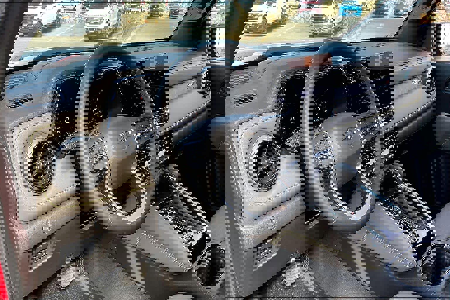 Used 2025 Chevrolet Colorado ZR2 w/ Technology Package image 16