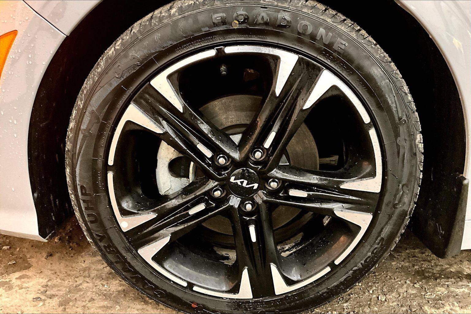 Used 2024 Kia K5 GT-Line w/ GT-Line Premium Package image 8