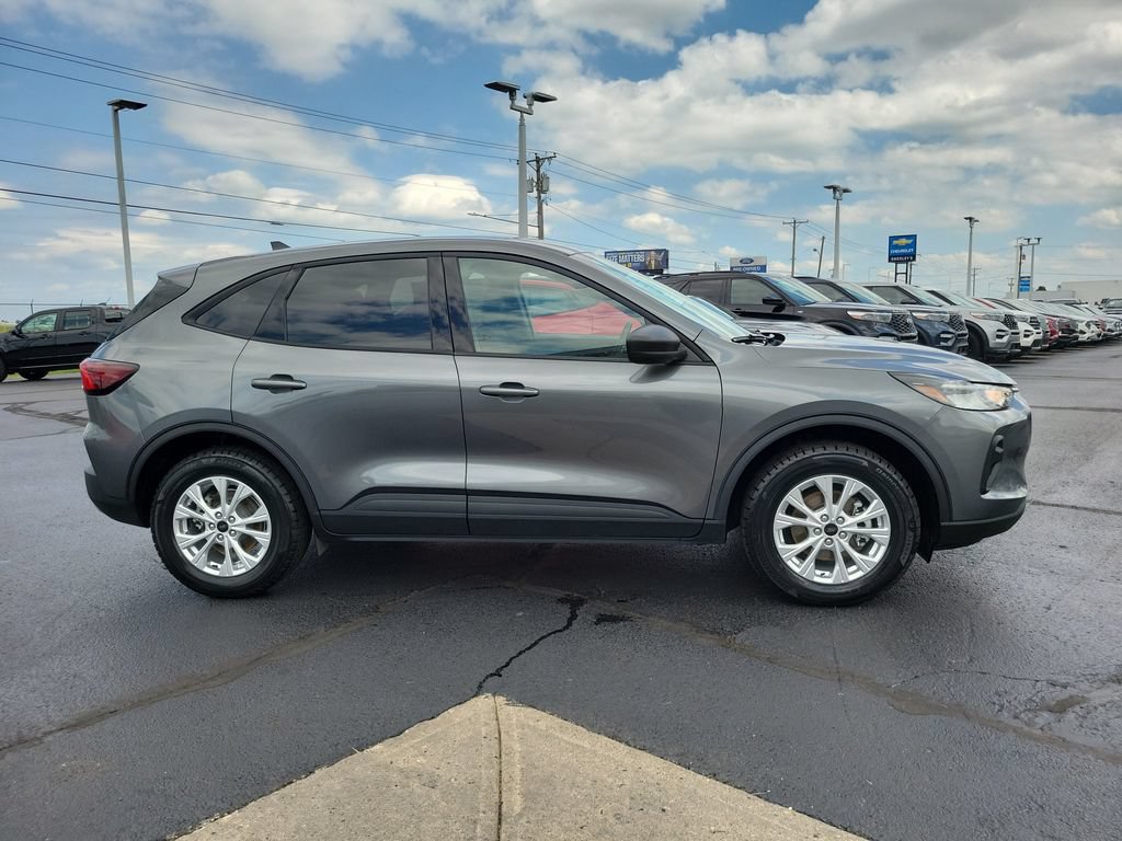 Certified 2025 Ford Escape Active AWD/4WD image 3
