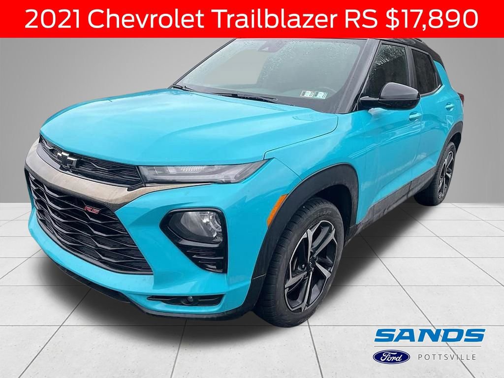 Used 2021 Chevrolet TrailBlazer RS w/ Sun and Liftgate Package image 4