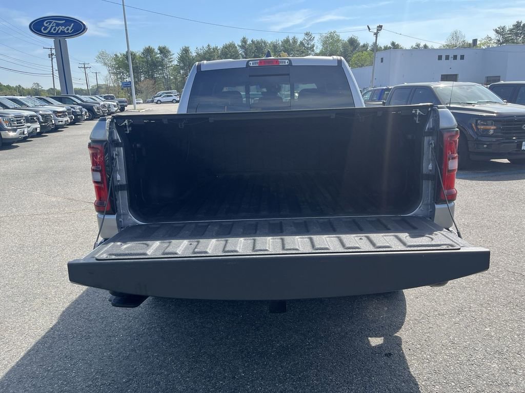 Used 2025 RAM 1500 Tradesman w/ Night Edition AWD/4WD image 3