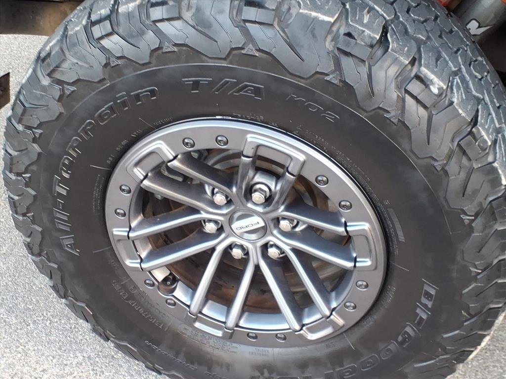 Certified 2019 Ford F150 Raptor w/ Equipment Group 802A Luxury image 13