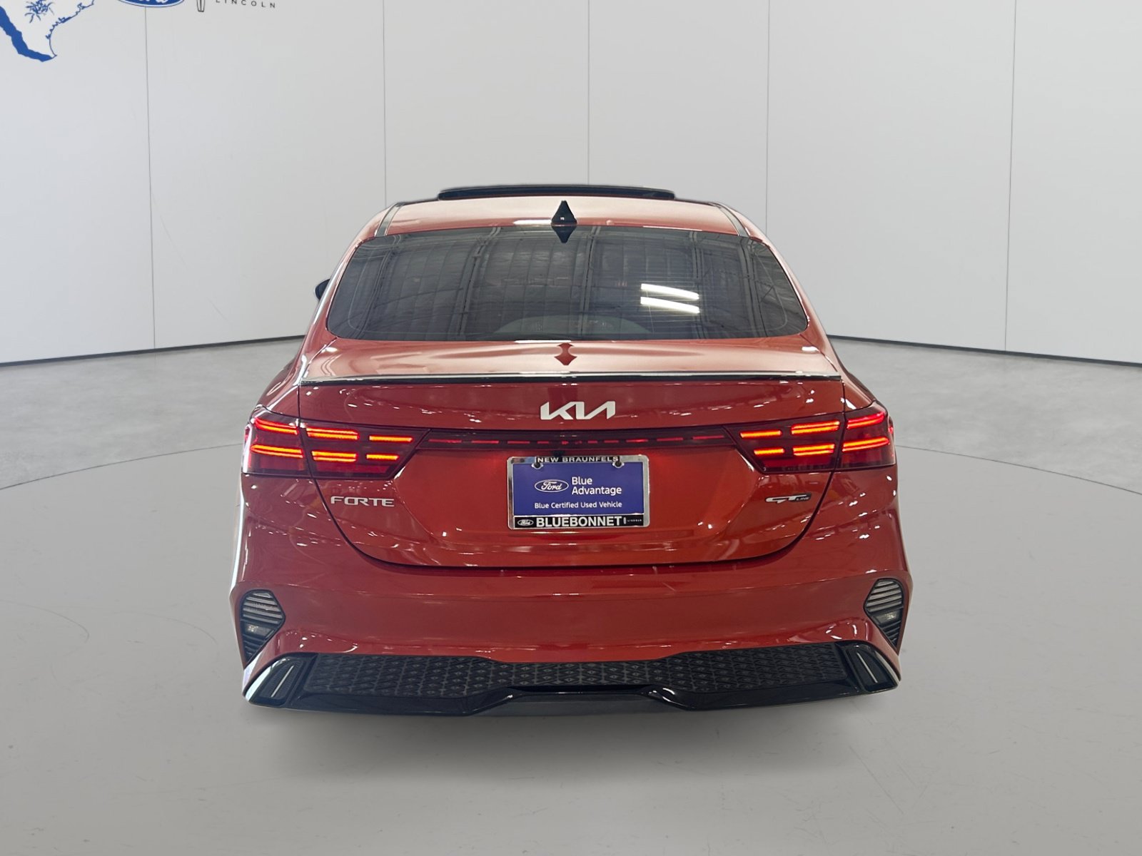 Used 2024 Kia Forte GT-Line w/ GT-Line Premium Package FWD image 6