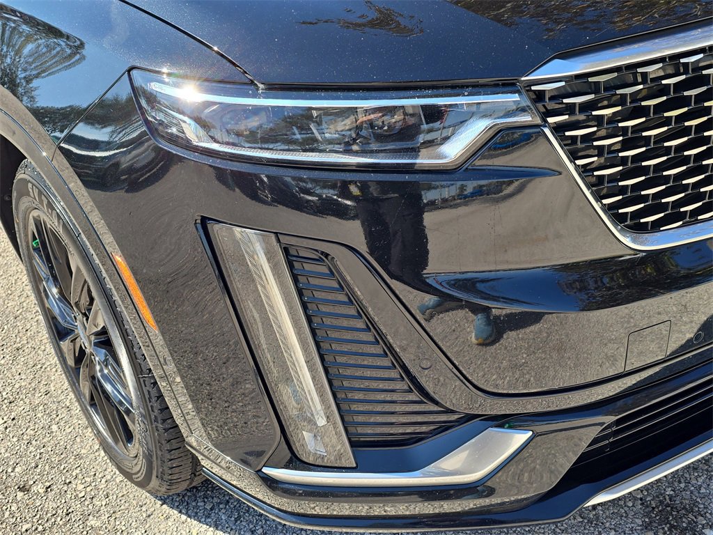 Used 2023 Cadillac XT6 Premium Luxury w/ Technology Package image 6