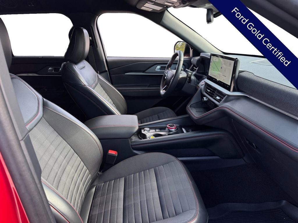 Certified 2025 Ford Explorer ST-Line w/ Premium Package image 20