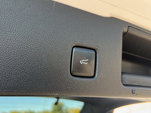 Certified 2023 Ford Escape Active AWD/4WD image 21