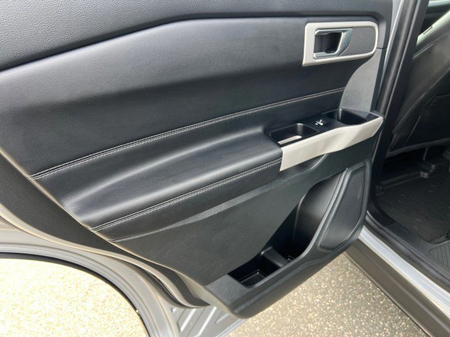 Certified 2022 Ford Explorer XLT w/ Equipment Group 202A image 23