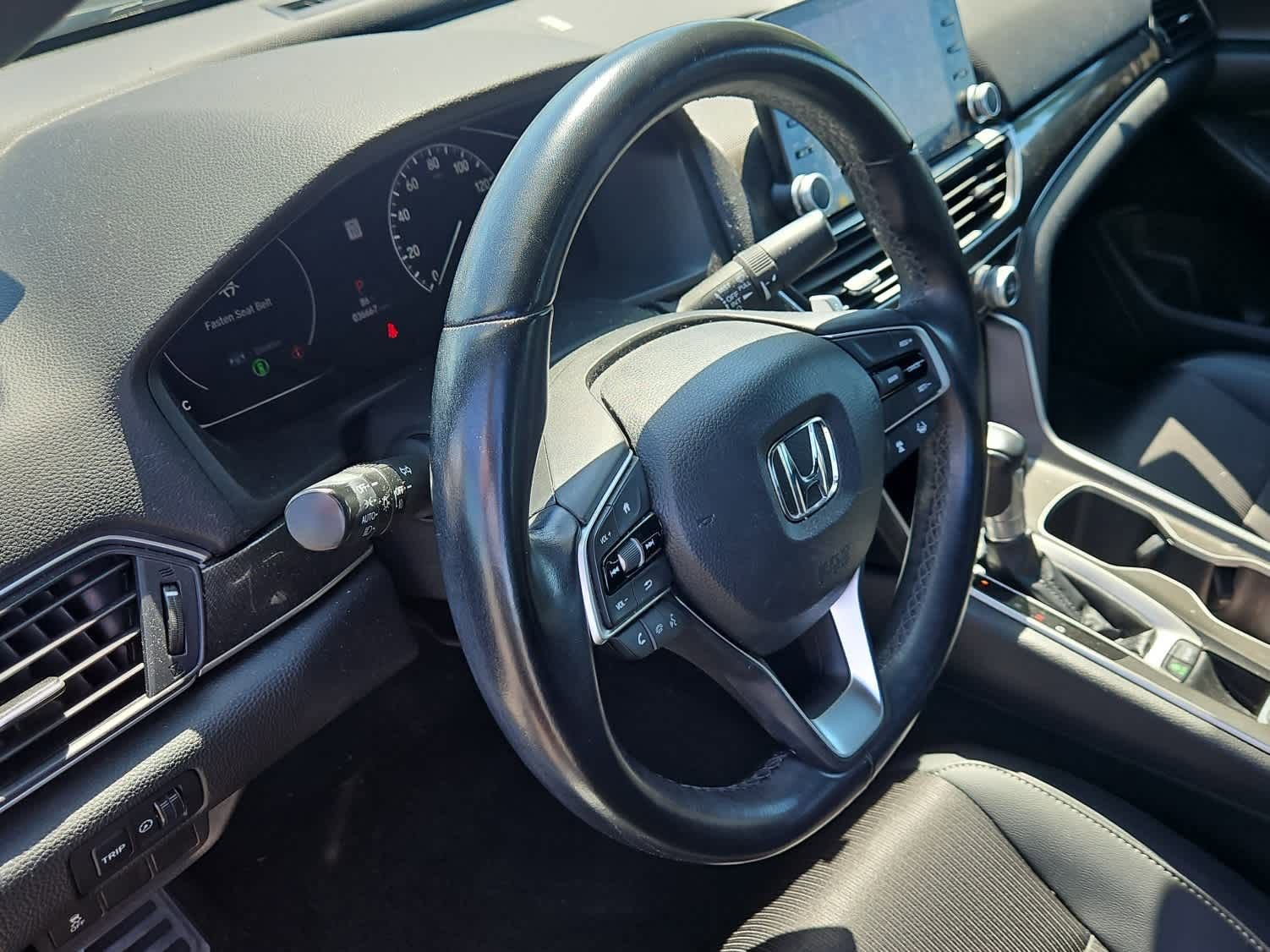 Used 2020 Honda Accord Sport image 2