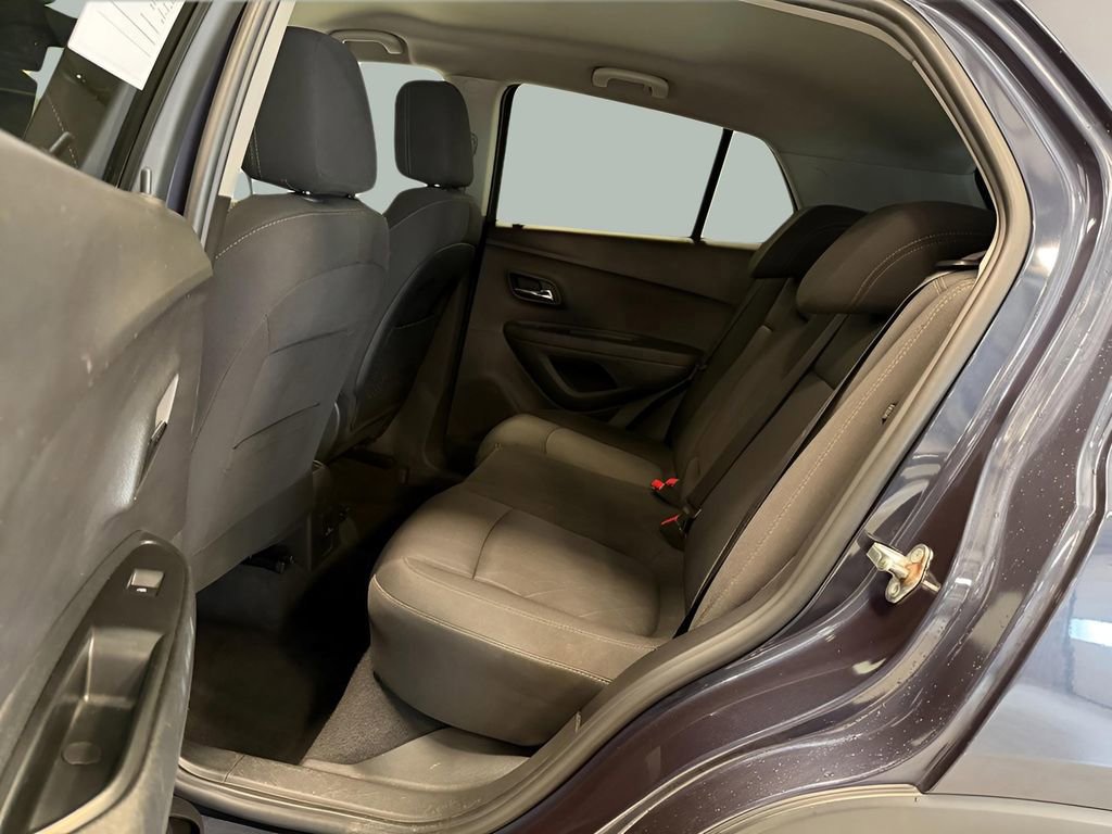 Used 2018 Chevrolet Trax LT image 13