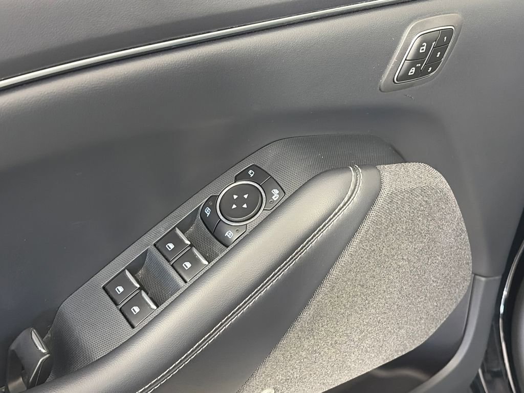 Certified 2023 Ford Mustang Mach-E Premium AWD/4WD image 25