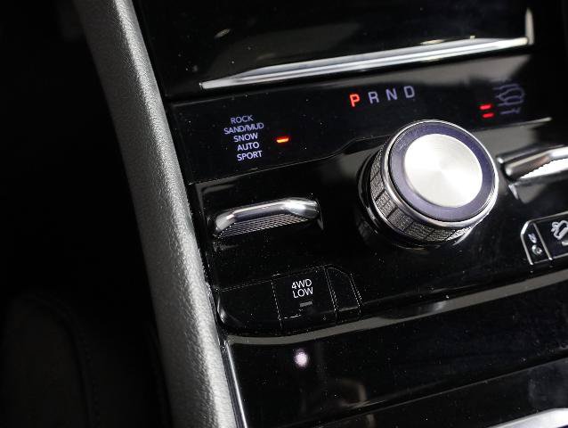 Used 2024 Jeep Grand Cherokee L Summit w/ High Altitude Package AWD/4WD image 29