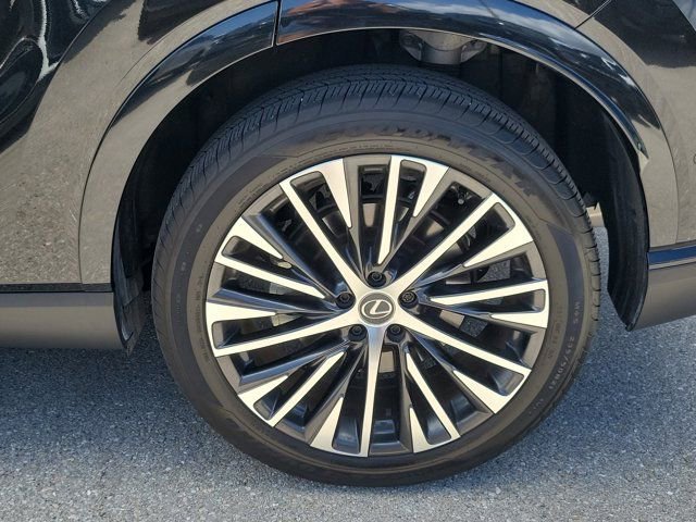 Used 2024 Lexus RX 350 Premium Plus w/ Convenience Package FWD image 9