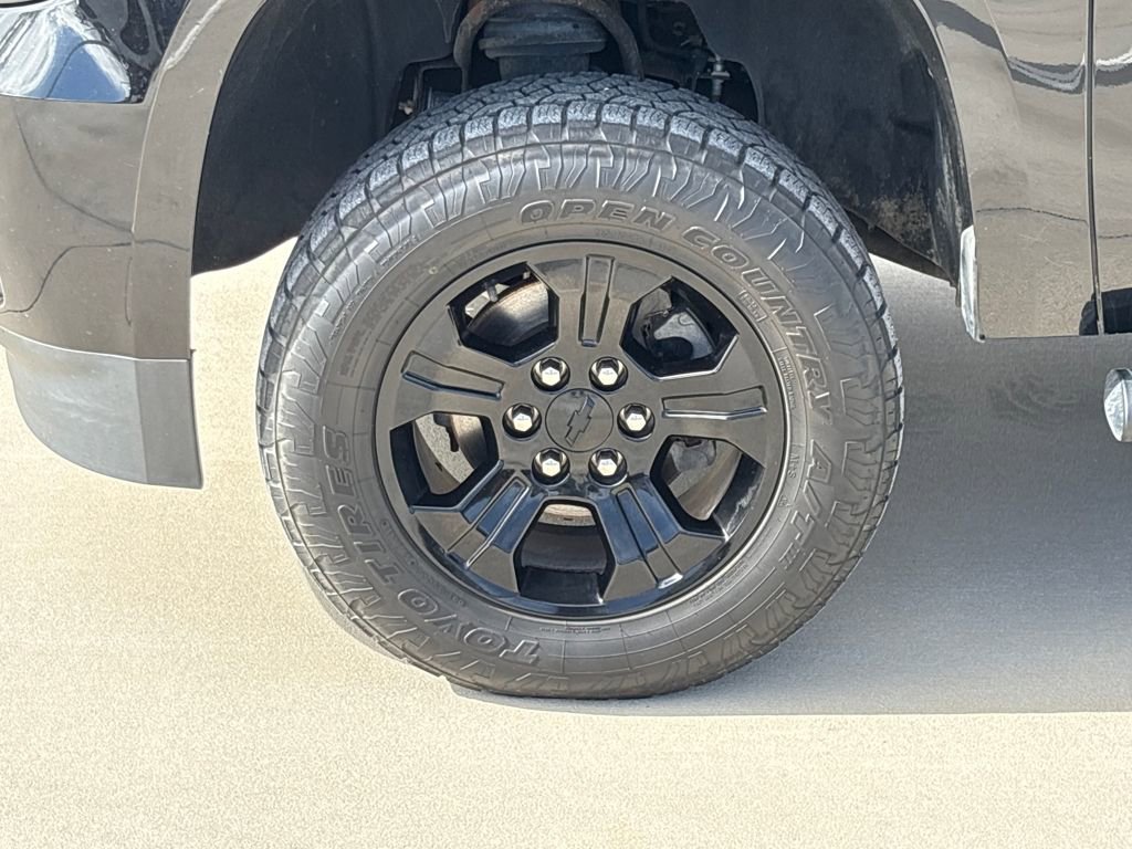 Used 2019 Chevrolet Tahoe LS image 11