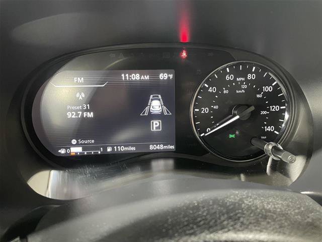 Used 2023 Nissan Kicks SV FWD image 3