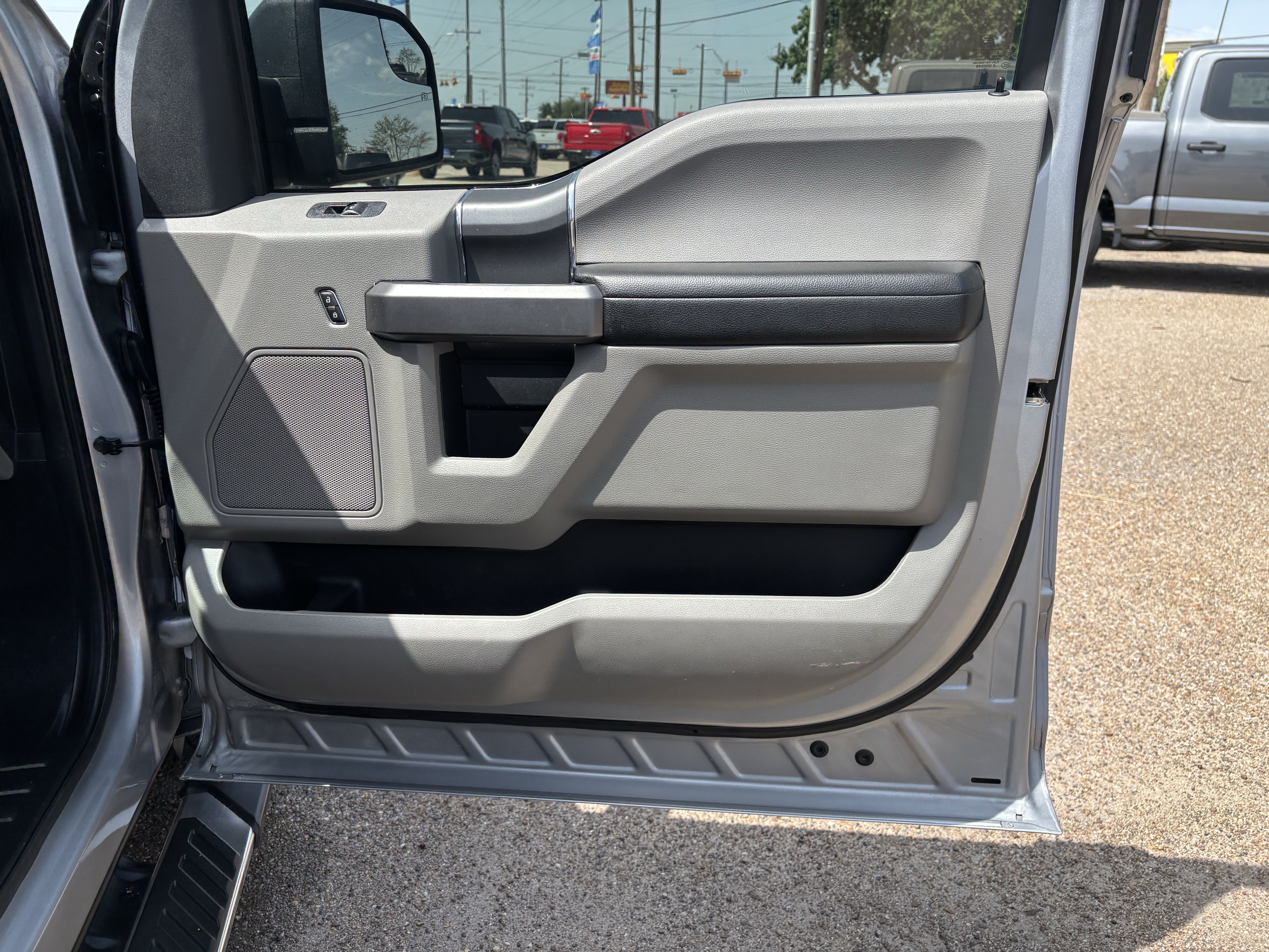 Certified 2020 Ford F150 XLT w/ Equipment Group 302A Luxury RWD image 22