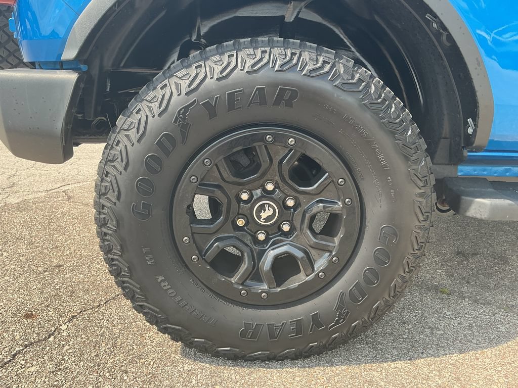 Certified 2022 Ford Bronco Big Bend w/ Sasquatch Package AWD/4WD image 7