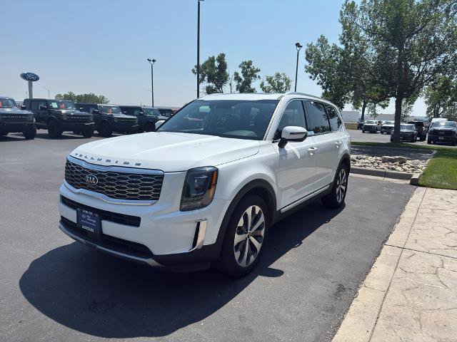 Used 2020 Kia Telluride EX w/ EX Premium Package AWD/4WD image 3