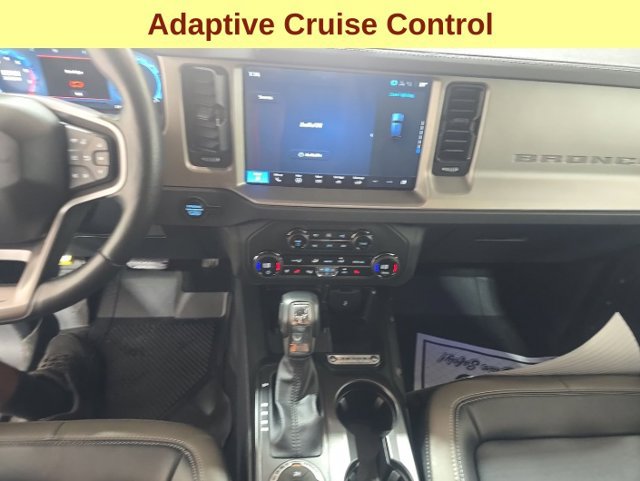 Certified 2025 Ford Bronco Outer Banks AWD/4WD image 11