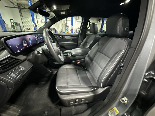 Used 2026 Buick Enclave Preferred w/ Power Package FWD image 17