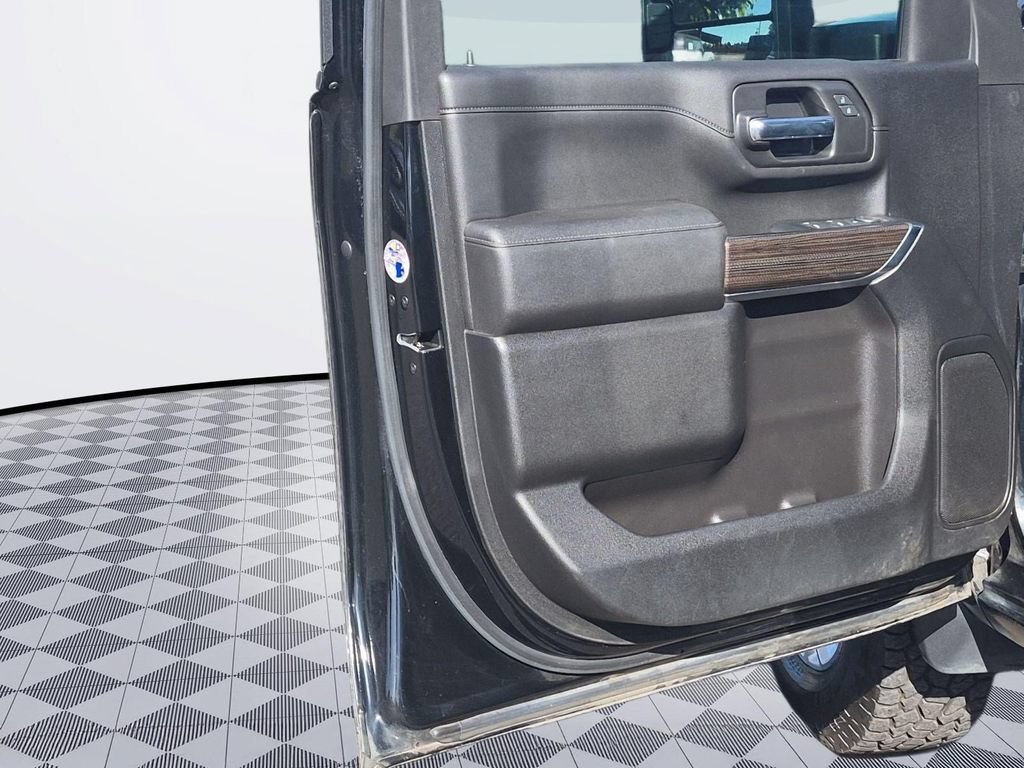 Used 2021 Chevrolet Silverado 2500 LT w/ Convenience Package AWD/4WD image 10
