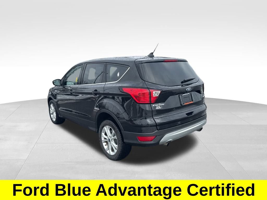 Certified 2019 Ford Escape SE image 3