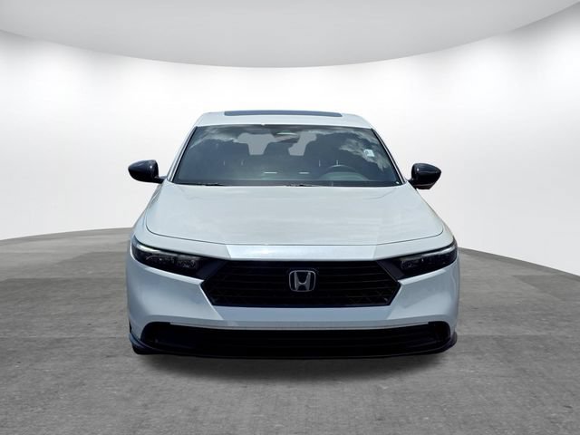 Used 2024 Honda Accord Sport image 2