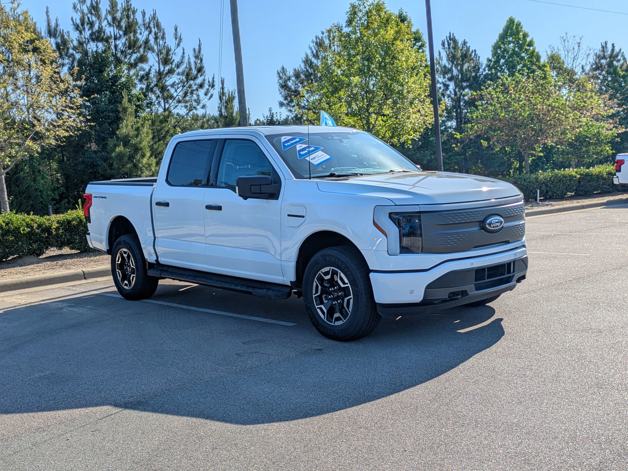 Certified 2023 Ford F150 Lightning XLT w/ Tow Technology Package AWD/4WD image 2