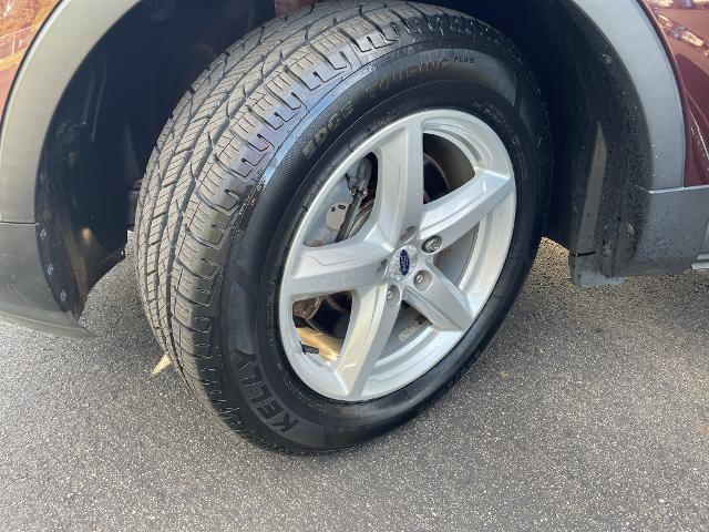Certified 2019 Ford Explorer XLT w/ Equipment Group 202A FWD image 21