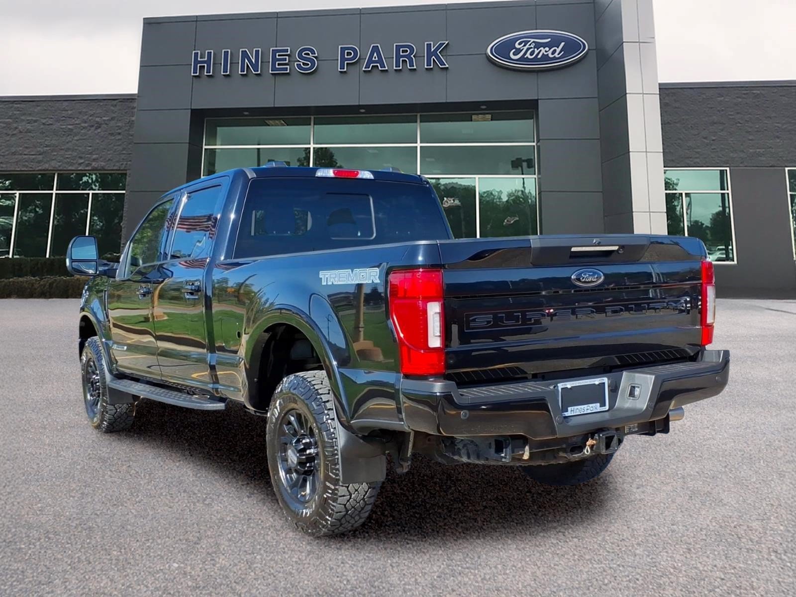 Certified 2021 Ford F350 4x4 Crew Cab Super Duty image 5