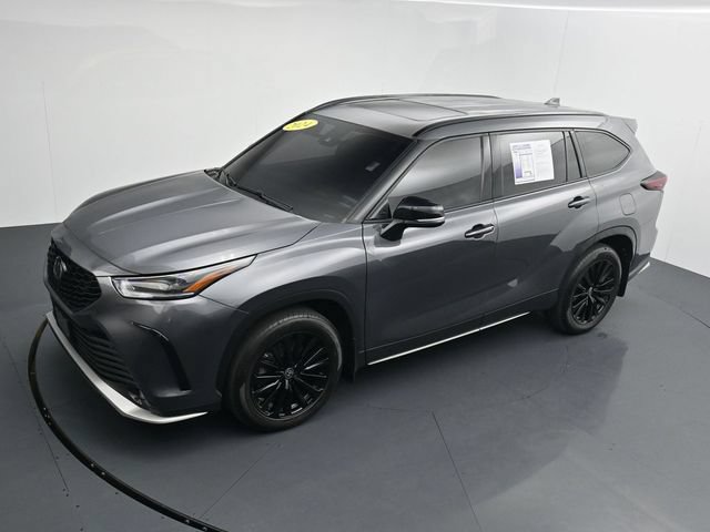 Used 2024 Toyota Highlander XSE AWD/4WD image 30