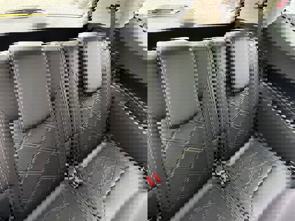 Used 2024 Volkswagen Atlas SE image 15