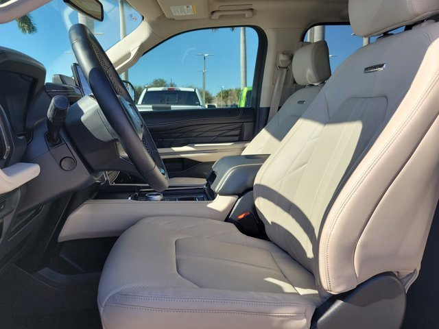 Certified 2023 Ford Expedition Platinum image 27