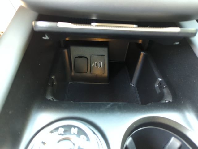 Certified 2025 Ford Explorer Active AWD/4WD image 34