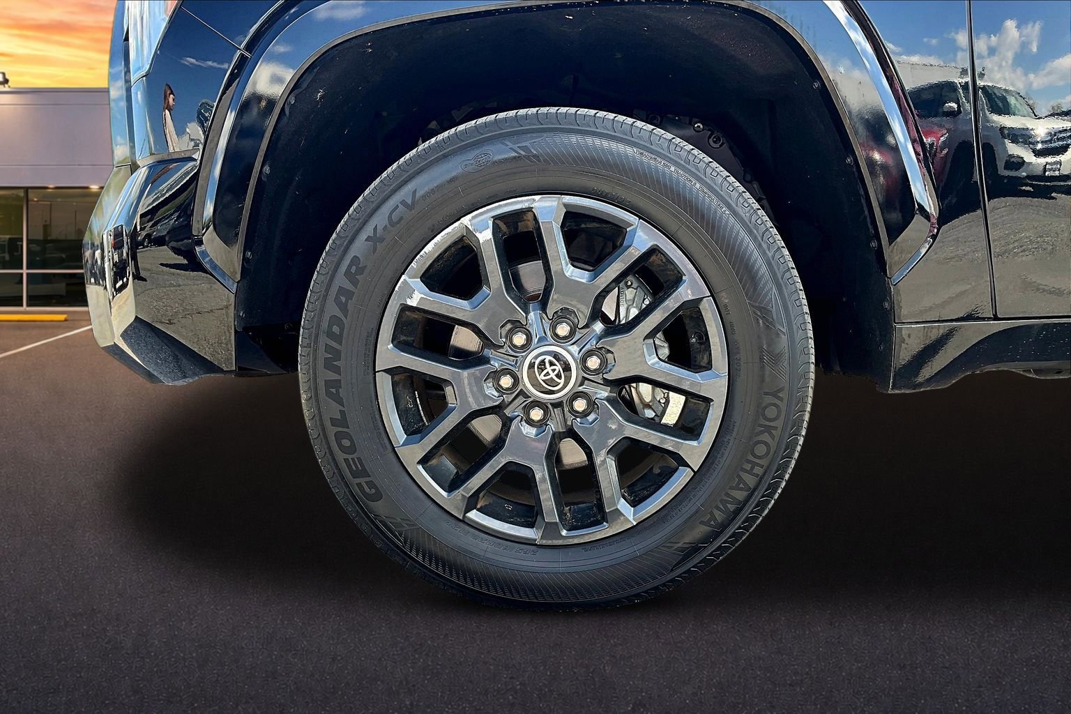 Used 2023 Toyota Tundra Platinum AWD/4WD image 11